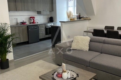 Commerce à vendre 453 