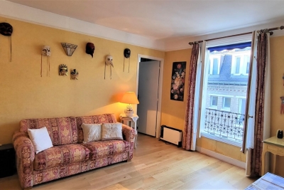 Appartement à vendre à PARIS 20EME Palais Royal - 2 pièces - 47 m² 