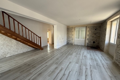 Maison à vendre à PAIZAY NAUDOUIN EMBOURIE  - 5 pièces - 122 m² 