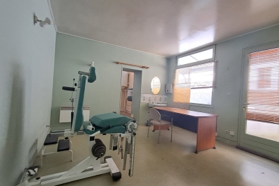 Commerce à vendre à ANGOULEME  - 5 pièces - 76 m² 