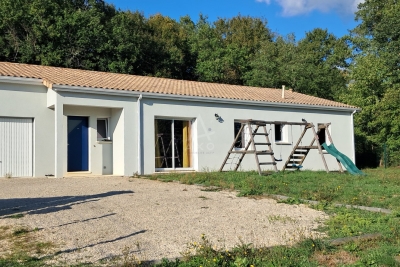 Maison à vendre à VERTEUIL SUR CHARENTE  - 5 pièces - 115 m² 