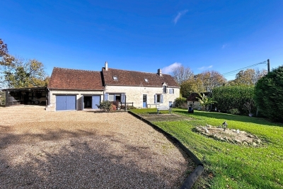 Maison à vendre à ST JEAN DE LA FORET  - 5 pièces - 134 m² 