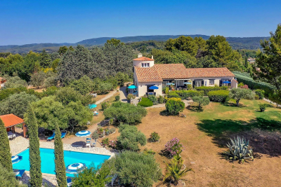 Maison à vendre à FLAYOSC Sainte-Catherine - 7 pièces - 243 m² 