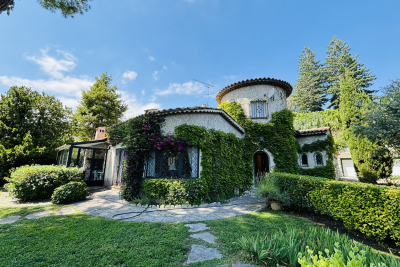 Maison &agrave; vendre &agrave; VENCE  - 5 pi&egrave;ces - 175 m&sup2; 
