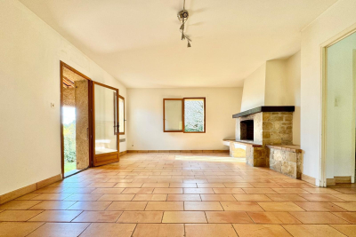 Maison à vendre à TOURRETTES  - 3 pièces - 73 m² 