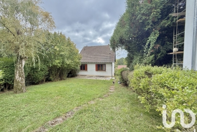 Maison à vendre à MANDRES LES ROSES Bordeaux Victor Hugo - 5 pièces - 138 m² 