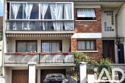 Maison à vendre à PARAY VIEILLE POSTE  - 8 pièces - 200 m² 