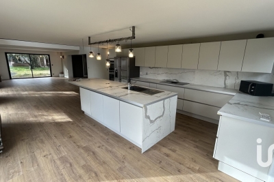 Maison à vendre à IDRON  - 7 pièces - 237 m² 