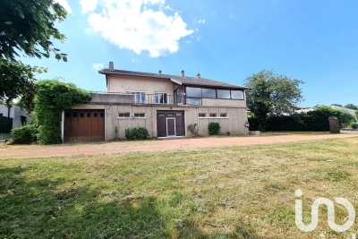 Maison à vendre à ANSE  - 10 pièces - 221 m² 