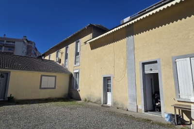 Bien à vendre à TARBES   - 250 m² 
