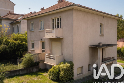 Maison à vendre à VENISSIEUX  - 5 pièces - 99 m² 