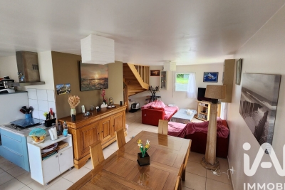 Maison à vendre maison calme ville 