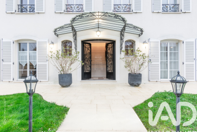 Maison à vendre à VILLENEUVE LE COMTE  - 15 pièces - 740 m² 