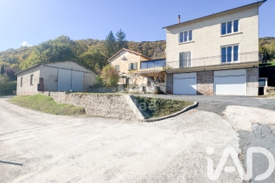 Maison à vendre maison calme ville 