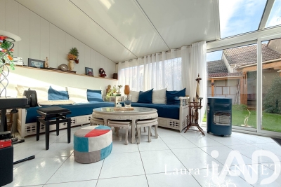 Maison à vendre à VAUREAL  - 7 pièces - 111 m² 