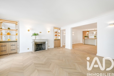 Appartement à vendre à PARIS 7EME Palais Royal - 4 pièces - 135 m² 