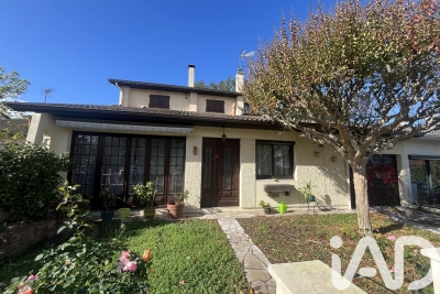 Maison à vendre à PESSAC Corbiac 1 - 5 pièces - 127 m² 