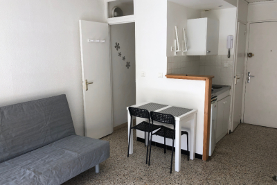 Appartement à louer à AIX-EN-PROVENCE  - 1 pièces - 18 m² 