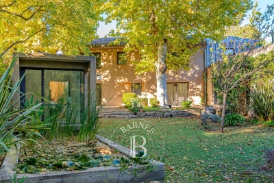 Maison à vendre à SALON-DE-PROVENCE Petite Couronne - 7 pièces - 172 m² 