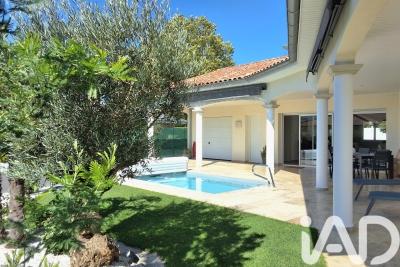 Maison à vendre à NEUVILLE-SUR-SAÔNE  - 6 pièces - 140 m² 