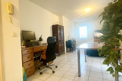 Appartement à vendre à BÉZIERS Ouest - 2 pièces - 48 m² 