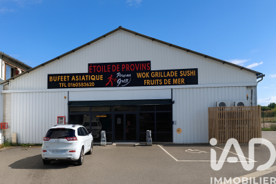 Bien à vendre à PROVINS   - 700 m² 