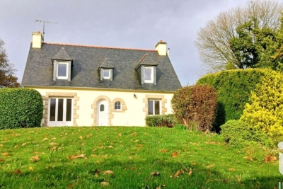 Maison à vendre à BOURBRIAC  - 7 pièces - 140 m² 