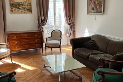 Appartement à louer à PARIS 9EME Ternes - 4 pièces - 104 m² 