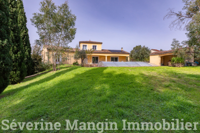 Maison à vendre à CHATEAUNEUF-SUR-ISÈRE  - 6 pièces - 141 m² 