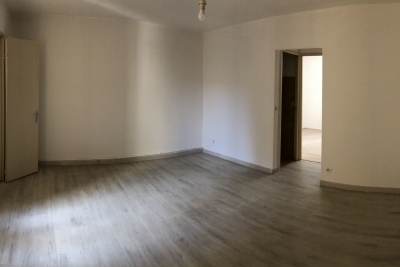 Bien à vendre à LAGNY SUR MARNE   - 320 m² 