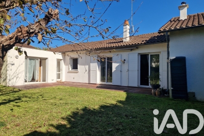 Maison à vendre maison jardin est