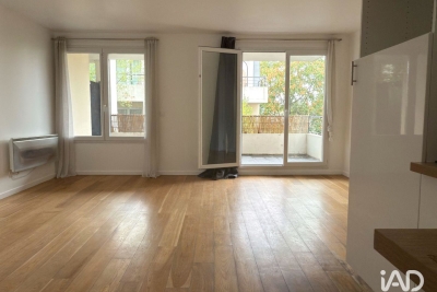 Appartement à vendre à NANTERRE Renault 5 - 3 pièces - 45 m² 