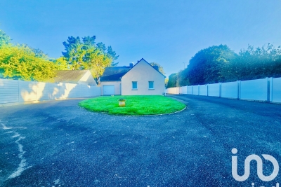 Maison à vendre à BESNE Mendès France - 7 pièces - 132 m² 