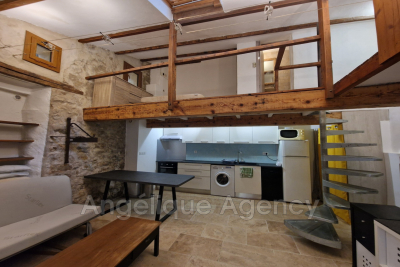 Maison à vendre à LE BAR-SUR-LOUP  - 2 pièces - 27 m² 