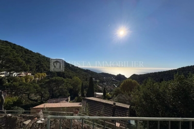 Maison à vendre à EZE  - 5 pièces - 240 m² 