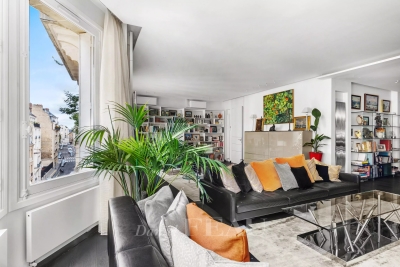 Appartement à vendre à PARIS 7EME Folie Mericourt - 6 pièces - 186 m² 