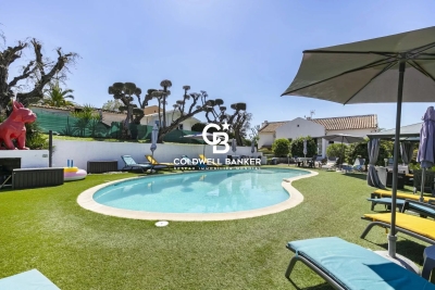 Maison &agrave; vendre &agrave; VENCE  - 6 pi&egrave;ces - 183 m&sup2; 