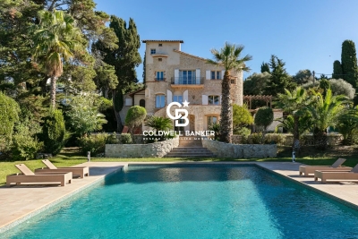 Maison &agrave; vendre &agrave; CAP D'ANTIBES  - 8 pi&egrave;ces - 410 m&sup2; 