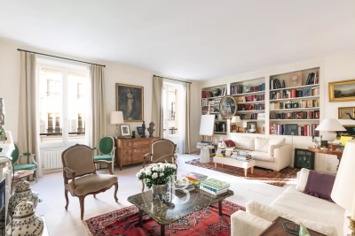 Apartment for sale in PARIS 9EME Rochechouart - 5 rooms - 132 m² 