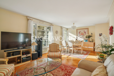 Apartment for sale in PARIS 7EME Rochechouart - 3 rooms - 85 m² 