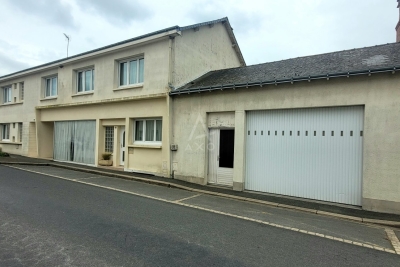 Commerce à vendre appartement avec garage bourg