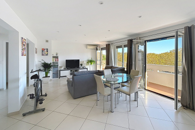 Appartement à vendre à Fréjus  - 3 pièces 77 m² 