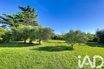 Maison à vendre à CHAROLS  - 7 pièces - 210 m² 