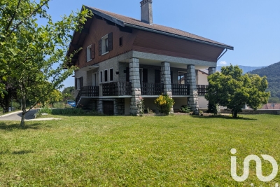 Maison à vendre terrain salle alpes