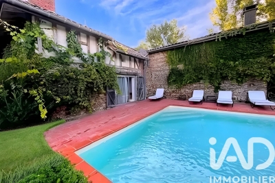 Maison à vendre à LE FOUSSERET Les Fontaines - 12 pièces - 318 m² 