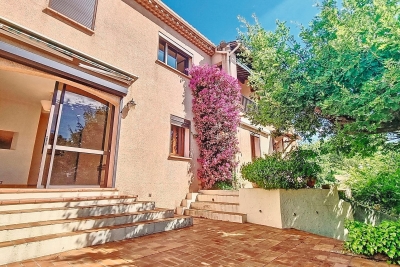 Maison à vendre à FRÉJUS  - 7 pièces - 170 m² 