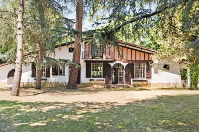 Maison à vendre dans le golf 