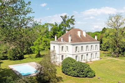 House for sale in LINXE  - 12 rooms - 450 m² 