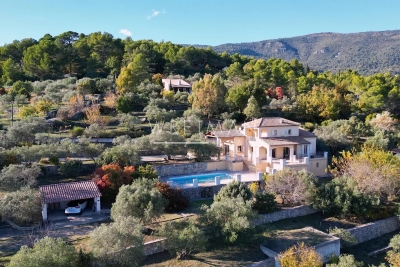 House for sale in SEILLANS  - 5 rooms - 200 m² 