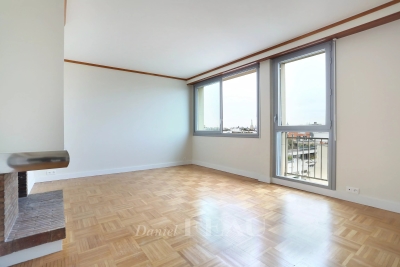 Appartement à louer à PARIS 7EME Maison Blanche - 2 pièces - 71 m² 